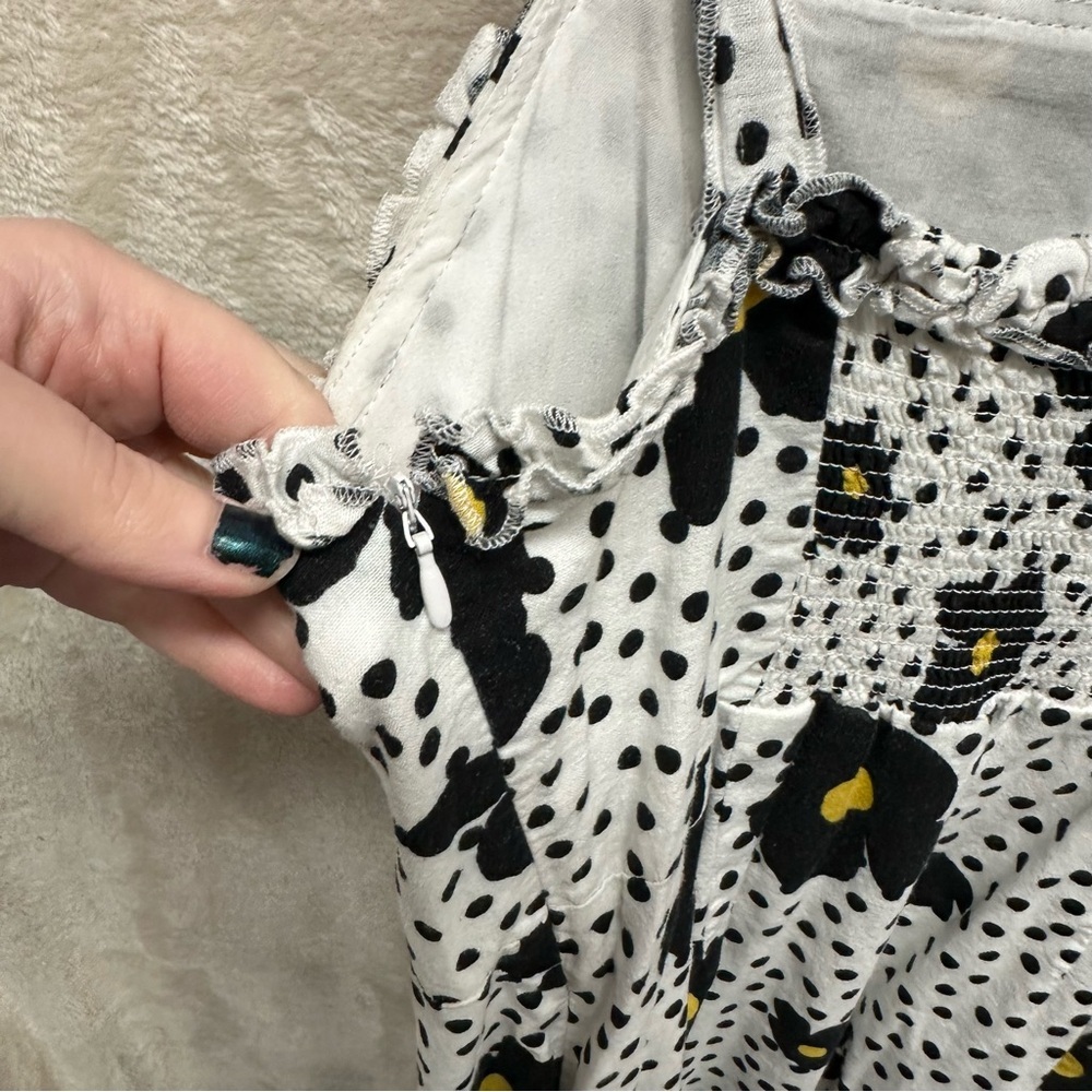 UO urban outfitters Remy Linen Ruffle Square Neck Midi Dress Daisy print medium - Picture 7 of 12